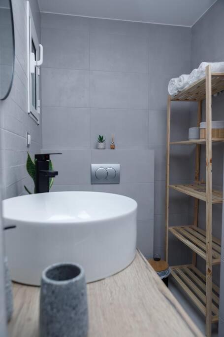 Ns88_Apartment เทสซาโลนิกิ ภายนอก รูปภาพ